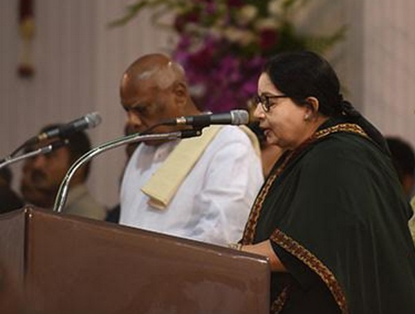 cm jayalalitha 